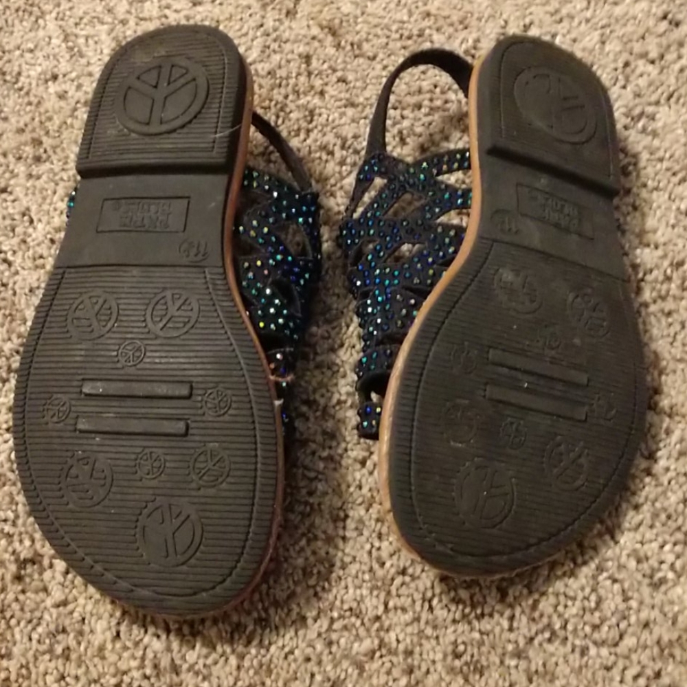 Sandals - Picture 3 of 3